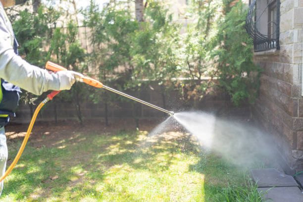 Best Wildlife Control Services  in , AR